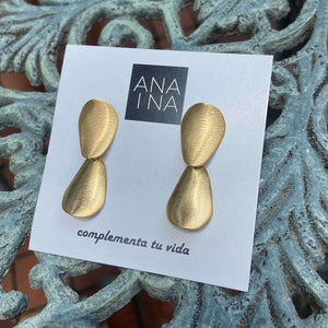 Aretes alabeados