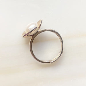 Anillo flor perla