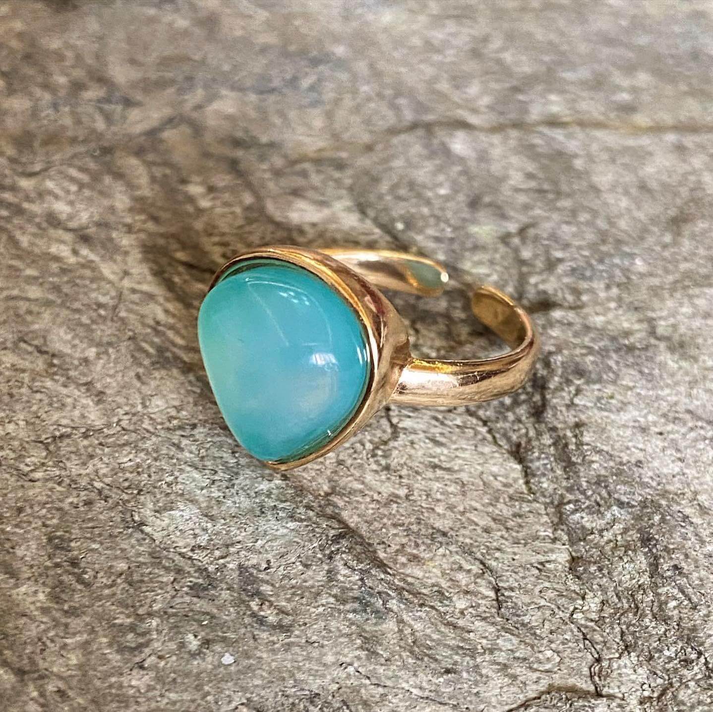 Anillo graduable lágrima azul