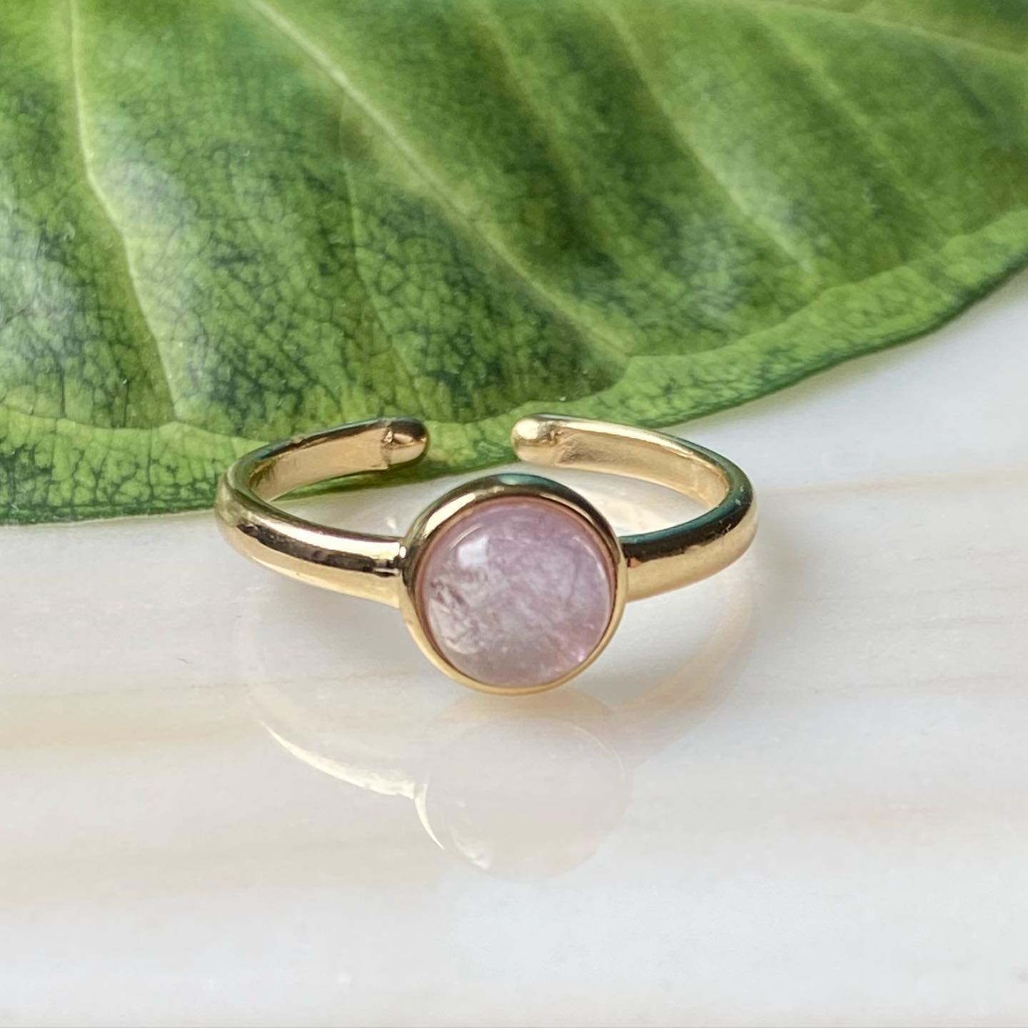 Anillo graduable esfera amatista