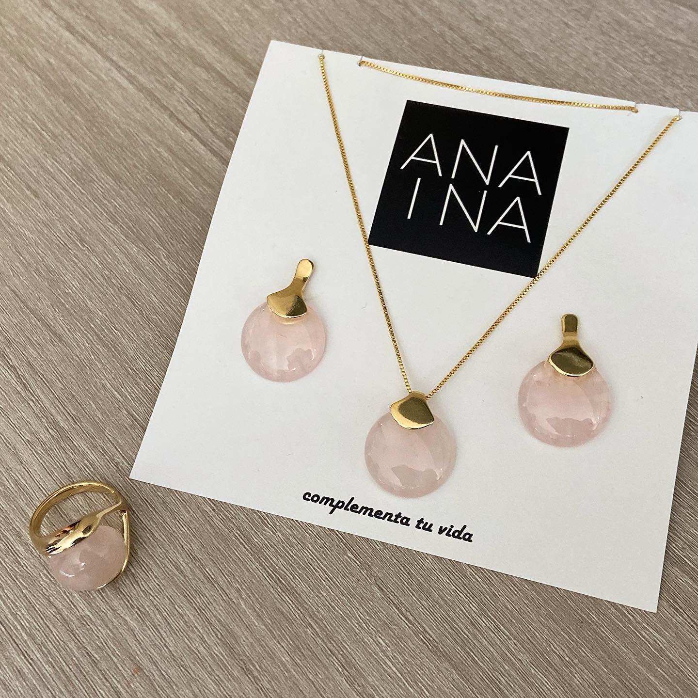 Anillo Terra cuarzo rosa